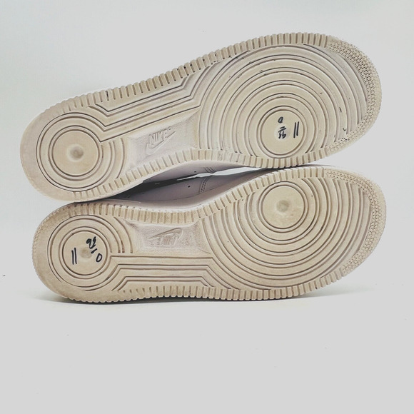 Nike Air Force 1 Mens 10 White Leather Low Shoes '07 CW2288 111 Sneakers Trainer - Picture 8 of 9